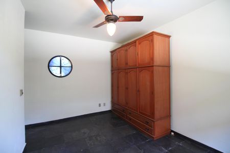 Casa de condomínio à venda com 870m², 4 quartos e 7 vagasCasa 1 - Quarto 3