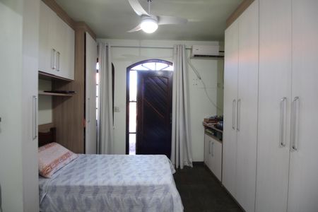 Casa de condomínio à venda com 870m², 4 quartos e 7 vagasCasa 2 - Quarto 1