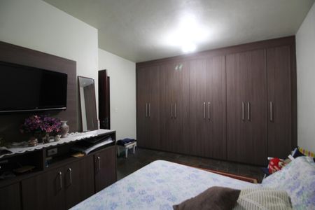 Casa de condomínio à venda com 870m², 4 quartos e 7 vagasCasa 2 - Quarto 2