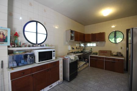 Casa de condomínio à venda com 870m², 4 quartos e 7 vagasCasa 1 - Cozinha