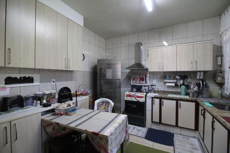 Casa de condomínio à venda com 870m², 4 quartos e 7 vagasCasa 2 - Cozinha