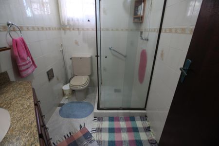 Casa de condomínio à venda com 870m², 4 quartos e 7 vagasCasa 2 - Banheiro Social 1