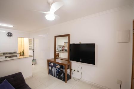 Sala de casa à venda com 2 quartos, 60m² em Vila Mazzei, São Paulo