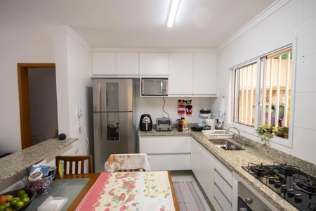 Cozinha de casa à venda com 2 quartos, 60m² em Vila Mazzei, São Paulo