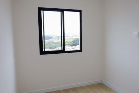 Quarto 2 de apartamento para alugar com 2 quartos, 36m² em Metalúrgicos, Osasco