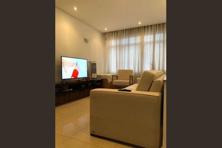 Casa para alugar com 3 quartos, 400m² em Perdizes, São Paulo