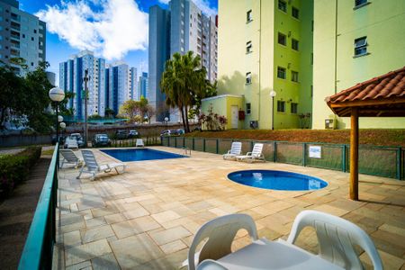 Apartamento para alugar com 61m², 2 quartos e 1 vagaÁrea comum - Piscina