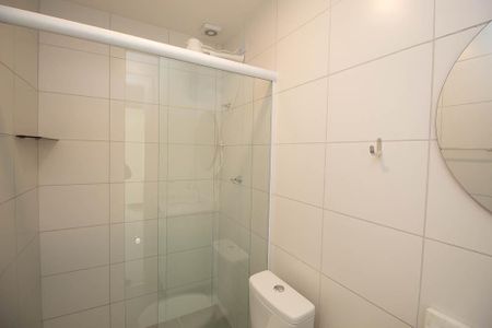 Apartamento para alugar com 36m², 2 quartos e sem vaga Apartamento para alugar com 36m², 2 quartos e sem vagaBanheiro