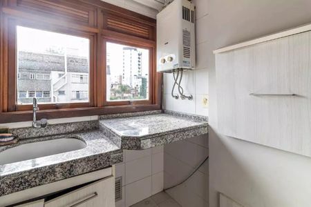 Cozinha de apartamento à venda com 3 quartos, 95m² em Petrópolis, Porto Alegre