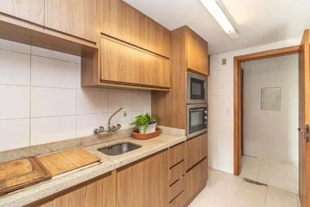 Cozinha de apartamento à venda com 3 quartos, 95m² em Petrópolis, Porto Alegre