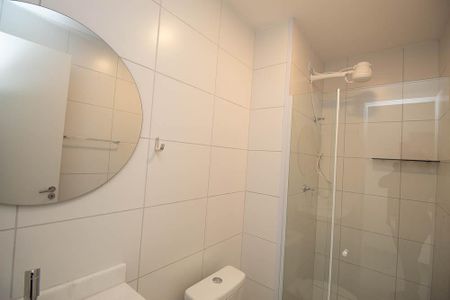 Apartamento para alugar com 53m², 2 quartos e sem vaga Apartamento para alugar com 53m², 2 quartos e sem vagaBanheiro