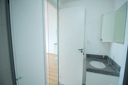 Banheiro Social de kitnet/studio para alugar com 1 quarto, 27m² em Belenzinho, São Paulo