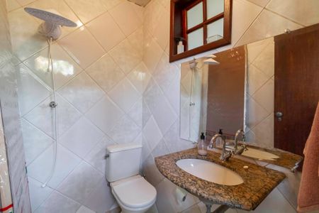 Casa à venda com 257m², 4 quartos e 4 vagasBanheiro da Área gourmet