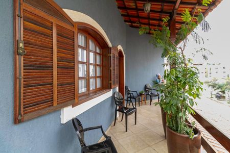 Varanda da Sala de casa à venda com 4 quartos, 257m² em Castelo, Belo Horizonte
