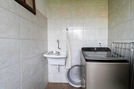 Casa à venda com 257m², 4 quartos e 4 vagasÁrea de serviço