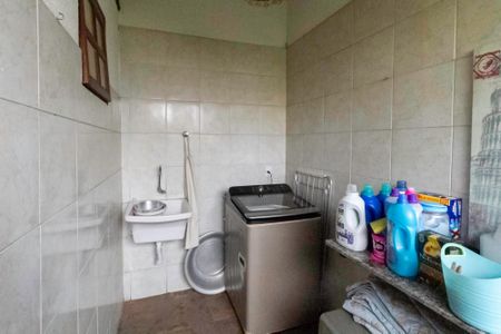 Casa à venda com 257m², 4 quartos e 4 vagasÁrea de serviço