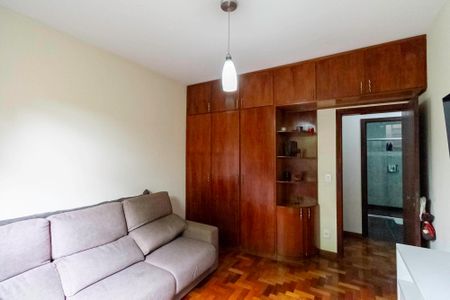 Casa à venda com 257m², 4 quartos e 4 vagasQuarto 2