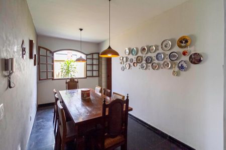 Casa à venda com 257m², 4 quartos e 4 vagasCopa