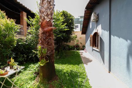 Casa à venda com 257m², 4 quartos e 4 vagasQuintal