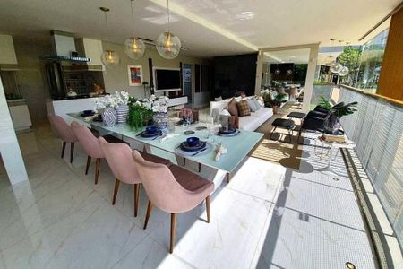 Apartamento à venda com 3 quartos, 167m² em Jardim das Acacias, São Paulo