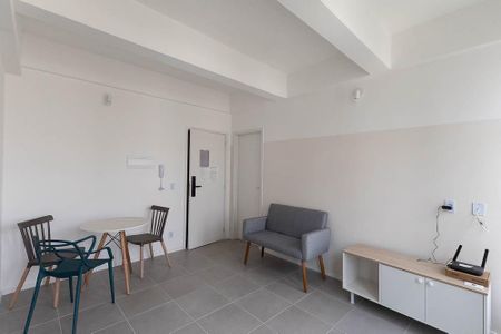 Sala/Cozinha de apartamento para alugar com 1 quarto, 31m² em República, São Paulo