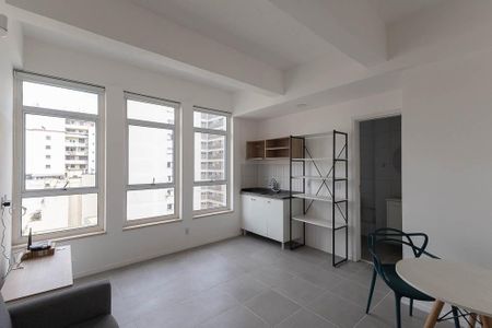 Sala/Cozinha de apartamento para alugar com 1 quarto, 31m² em República, São Paulo