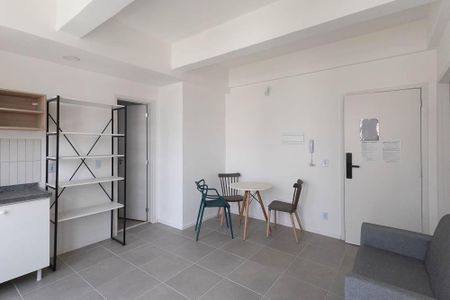Sala/Cozinha de apartamento para alugar com 1 quarto, 31m² em República, São Paulo