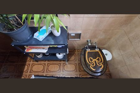 Casa à venda com 200m², 3 quartos e 2 vagas Casa à venda com 200m², 3 quartos e 2 vagasBanheiro Social 2