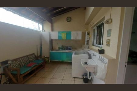 Casa à venda com 130m², 3 quartos e 2 vagas