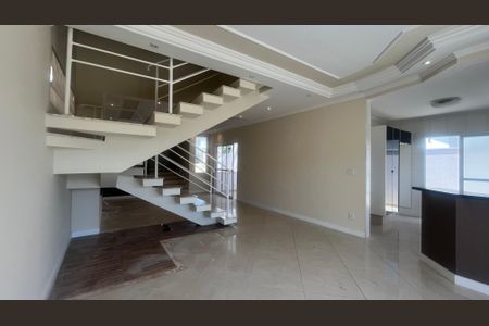 Sala de casa de condomínio à venda com 3 quartos, 180m² em Fazenda Santa Cândida, Campinas