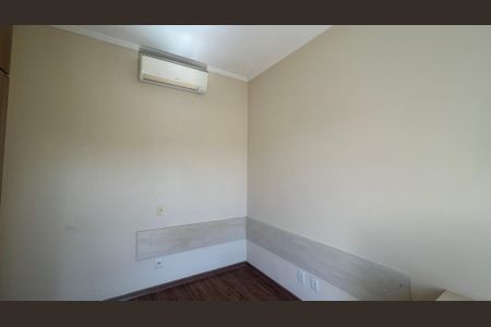 Casa de condomínio à venda com 180m², 3 quartos e 4 vagas Casa de condomínio à venda com 180m², 3 quartos e 4 vagasQuarto 2