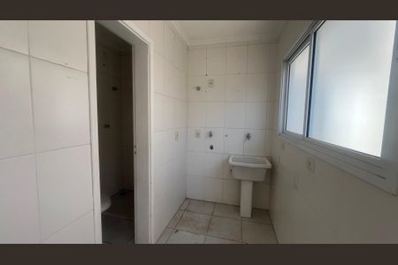 Casa de condomínio à venda com 180m², 3 quartos e 4 vagas Casa de condomínio à venda com 180m², 3 quartos e 4 vagasÁrea de Serviço