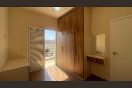 Casa de condomínio à venda com 180m², 3 quartos e 4 vagas Casa de condomínio à venda com 180m², 3 quartos e 4 vagasQuarto 2