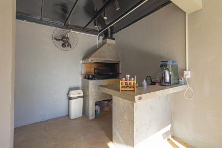 Casa à venda com 90m², 2 quartos e 2 vagas Casa à venda com 90m², 2 quartos e 2 vagasVaranda gourmet