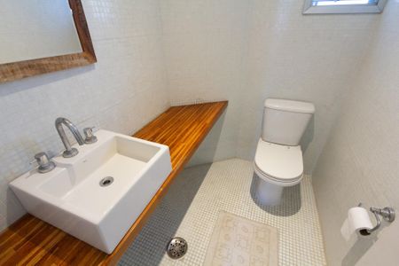 Apartamento à venda com 60m², 2 quartos e 1 vagaLavabo