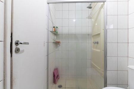 Apartamento à venda com 62m², 3 quartos e 3 vagas Apartamento à venda com 62m², 3 quartos e 3 vagasBanheiro Social