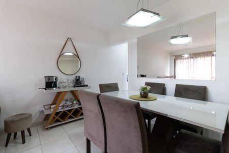 Apartamento à venda com 62m², 3 quartos e 1 vaga Apartamento à venda com 62m², 3 quartos e 1 vagaSala