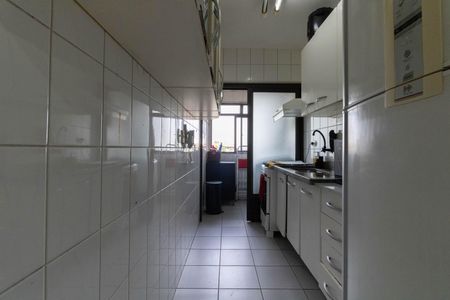 Apartamento à venda com 62m², 3 quartos e 3 vagas Apartamento à venda com 62m², 3 quartos e 3 vagasCozinha