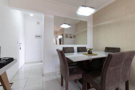 Apartamento à venda com 62m², 3 quartos e 1 vaga Apartamento à venda com 62m², 3 quartos e 1 vagaSala