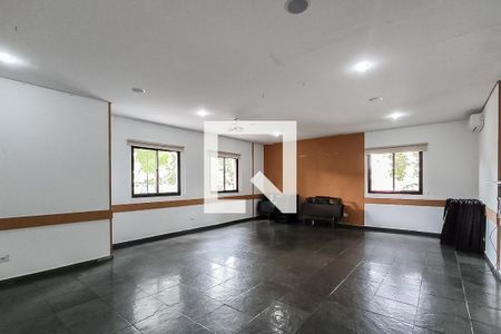 Apartamento à venda com 62m², 3 quartos e 3 vagas Apartamento à venda com 62m², 3 quartos e 3 vagasÁrea comum - Salão de Festas