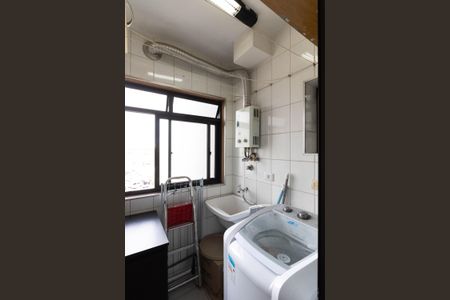 Apartamento à venda com 62m², 3 quartos e 3 vagas Apartamento à venda com 62m², 3 quartos e 3 vagasÁrea de Serviço