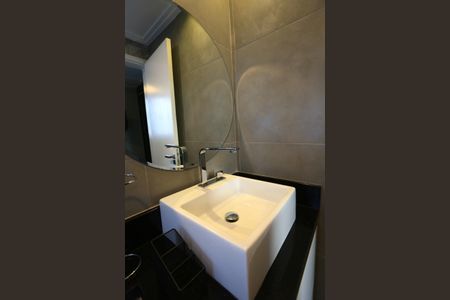 Apartamento à venda com 64m², 2 quartos e 1 vagaBanheiro da Suíte