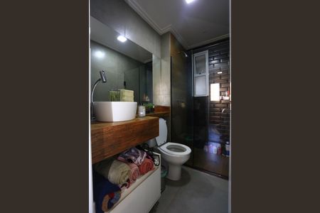 Apartamento à venda com 64m², 2 quartos e 1 vagaBanheiro Social