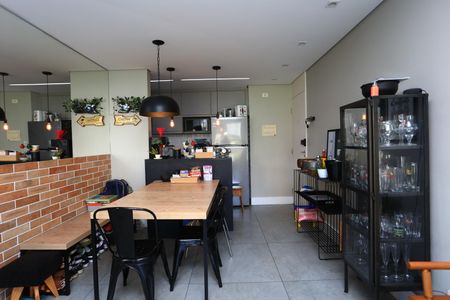 Apartamento à venda com 64m², 2 quartos e 1 vagaSala