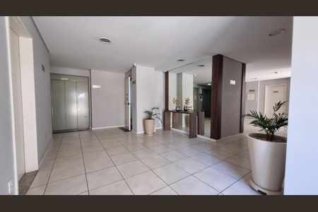 Apartamento à venda com 64m², 2 quartos e 1 vagaHall social
