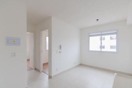 Sala de apartamento para alugar com 2 quartos, 32m² em Engenheiro Goulart, São Paulo