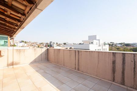 Apartamento à venda com 146m², 3 quartos e 2 vagasCobertura