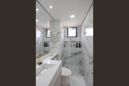 Apartamento à venda com 86m², 2 quartos e 2 vagas Apartamento à venda com 86m², 2 quartos e 2 vagasBanheiro da Suíte 2