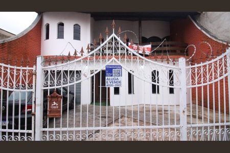 Casa para alugar com 250m², 4 quartos e 5 vagasPlaca