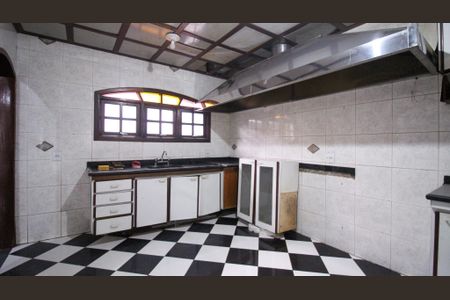 Casa para alugar com 250m², 4 quartos e 5 vagasCozinha